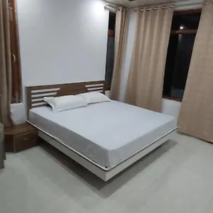 Solitude Inn Bnb Bed & Breakfast