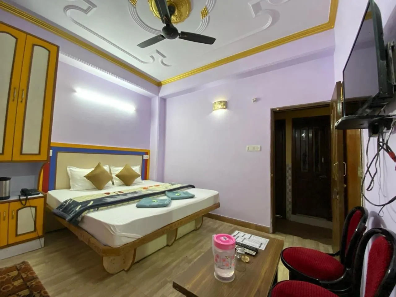 Bnb Royal Inn Shimla Bed & Breakfast