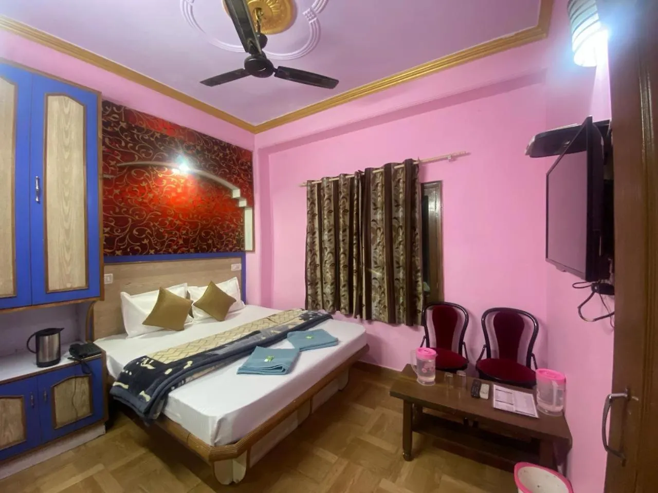 Bnb Royal Inn Shimla 0*,